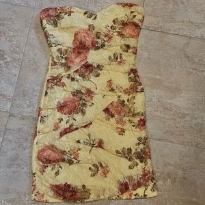 Floral lace yellow dress